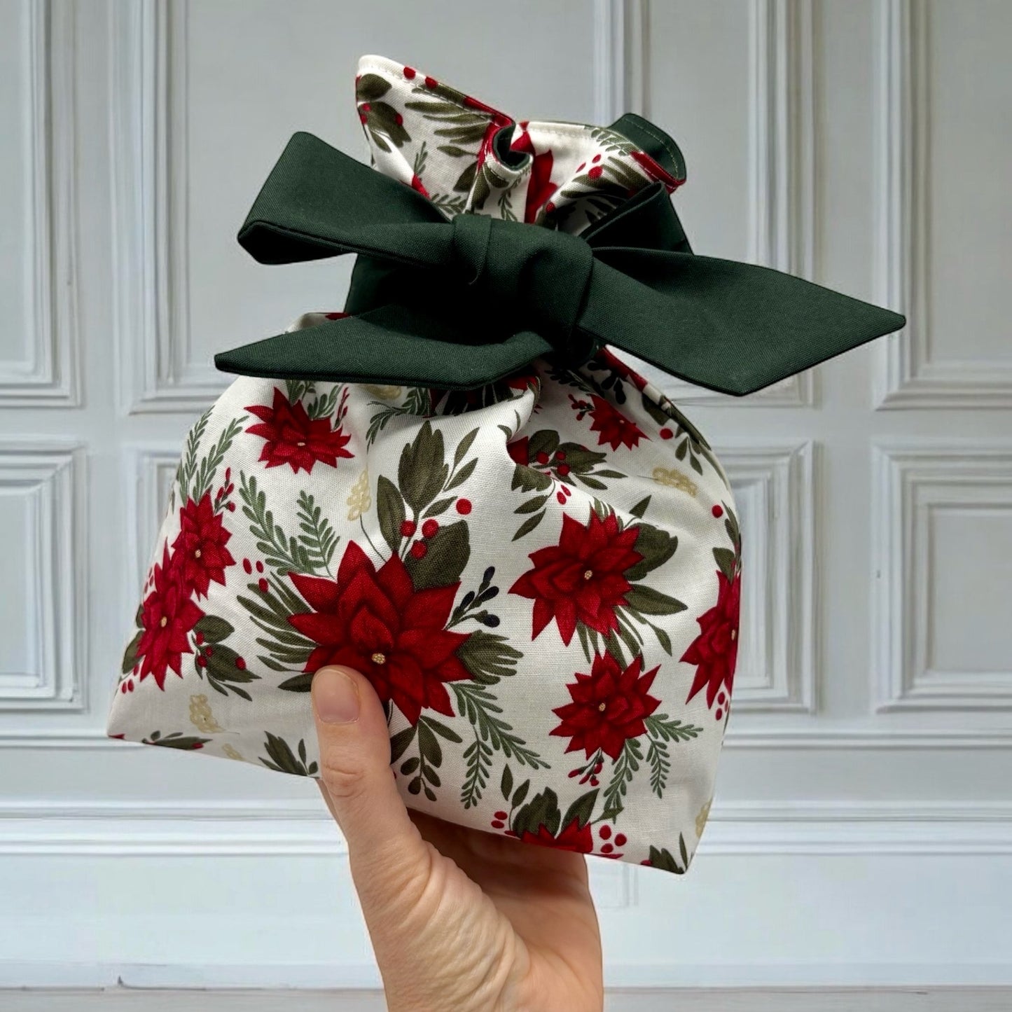 Little Something Gift Bag - Poinsettia