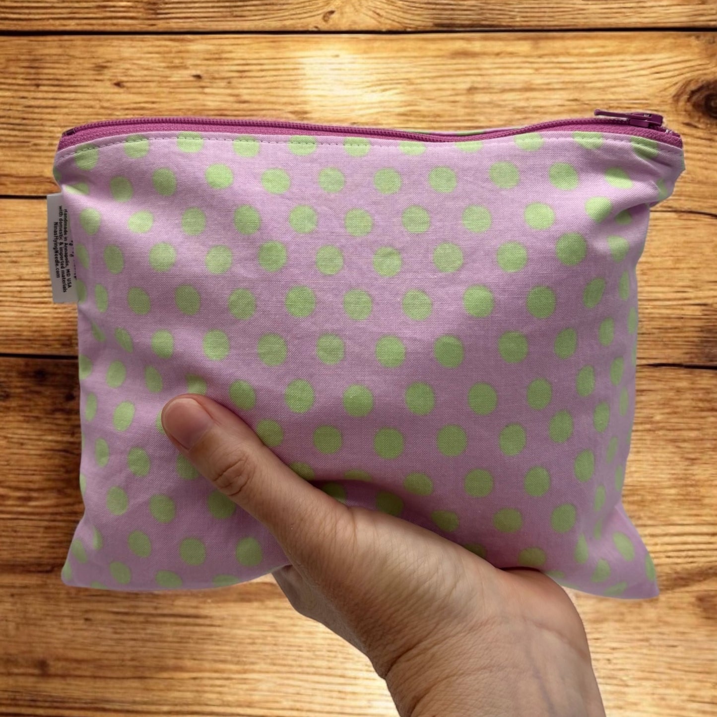 Sandwich Sized Reusable Zippered Bag Dots On Pink