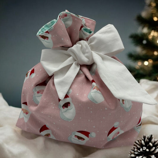 Just Right Gift Bag - Santas on Pink