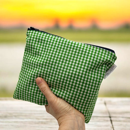 Sandwich Sized Reusable Zippered Bag Gingham Kelly Green