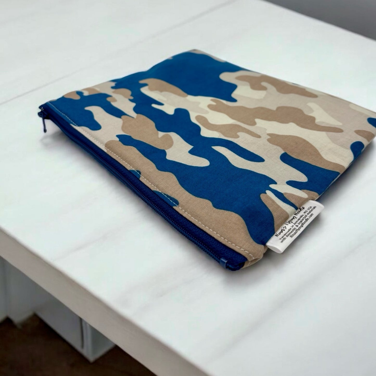 Sandwich Sized Reusable Zippered Bag Camo Navy