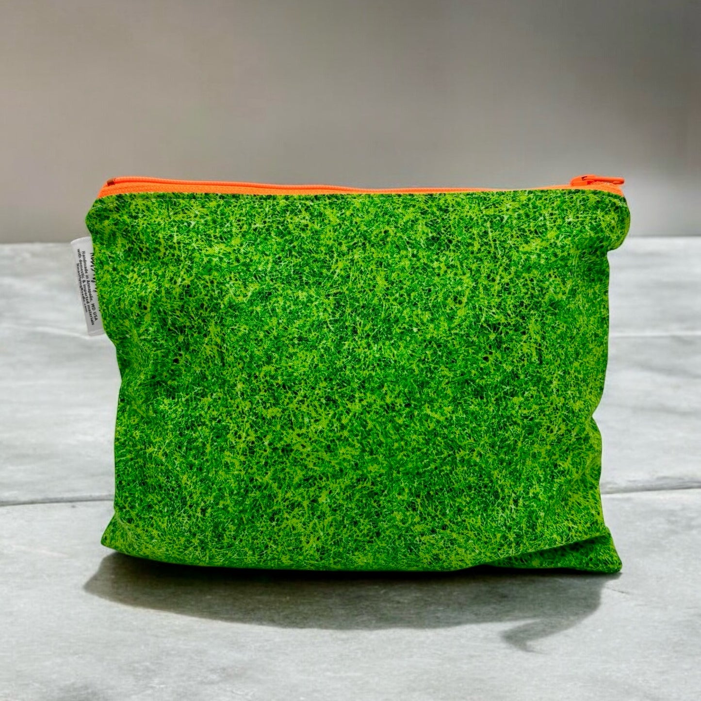 Sandwich Sized Reusable Zippered Bag Turf Grass