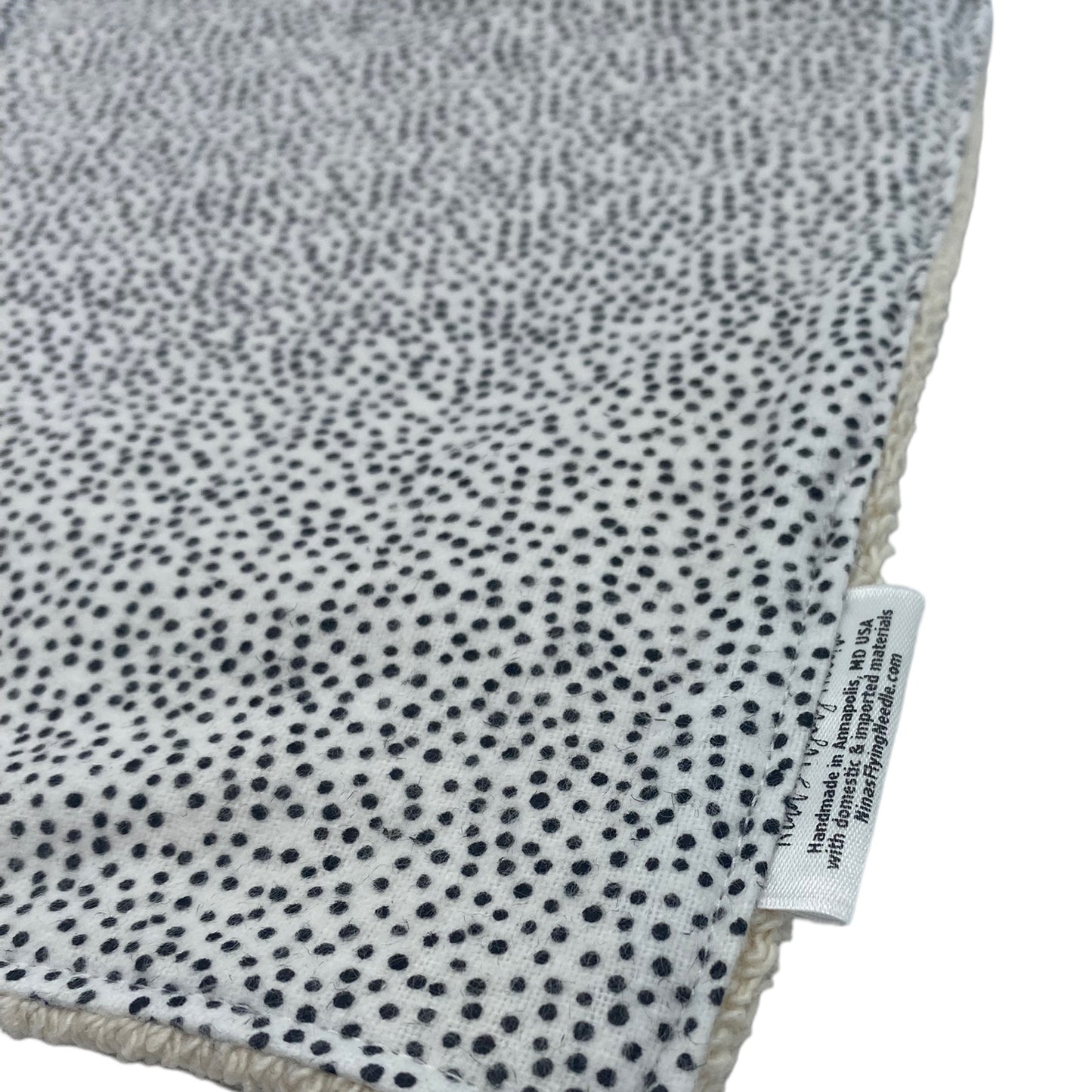 Wash Cloth - Regular - Dots - Black and White