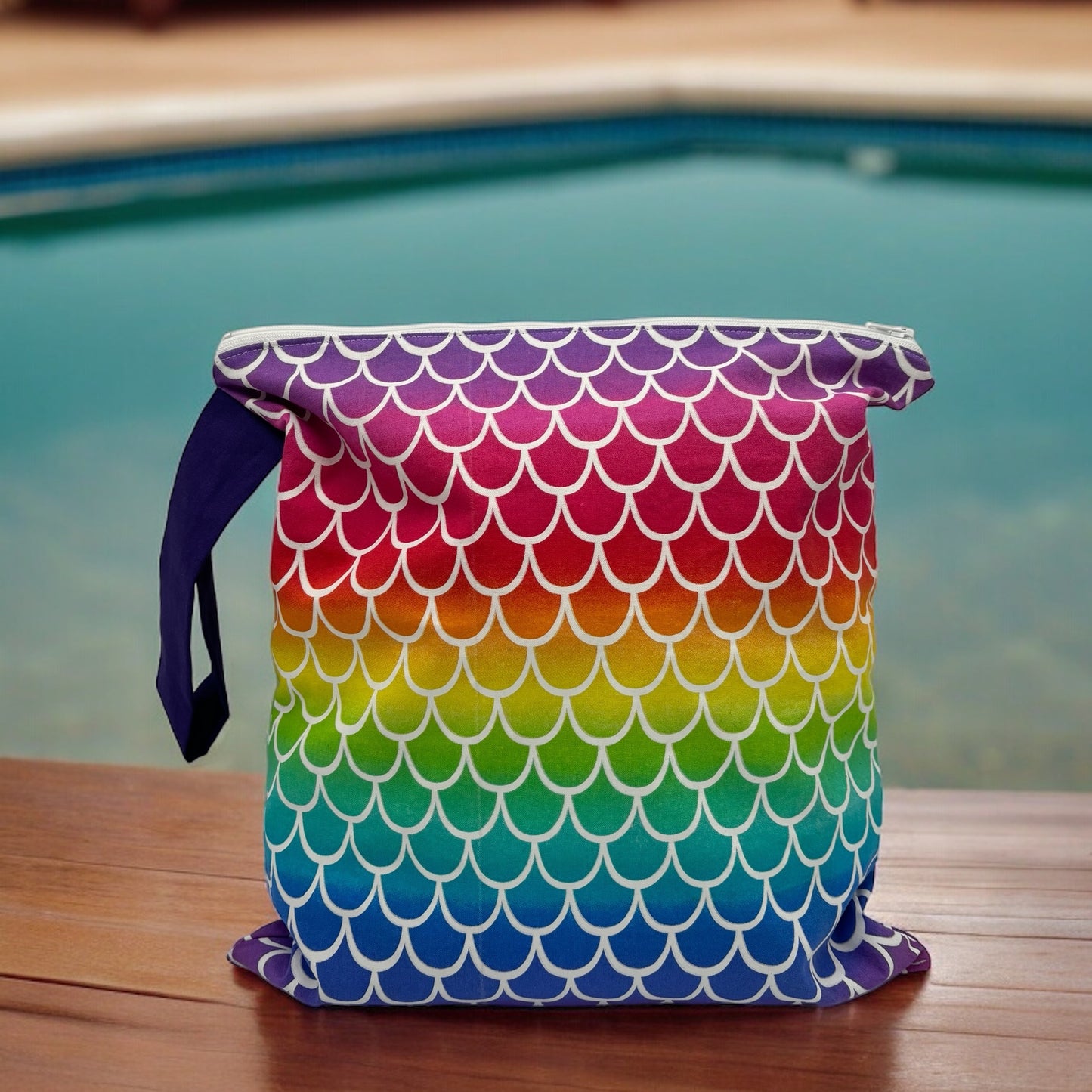 Large Wet Bag with Handle Scales Ombre Bright