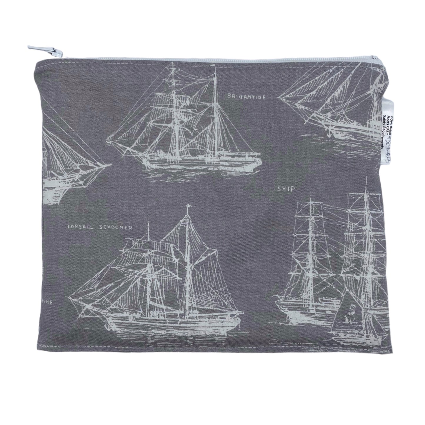 Small Sized Wet Bag Schooner Sailing Boat