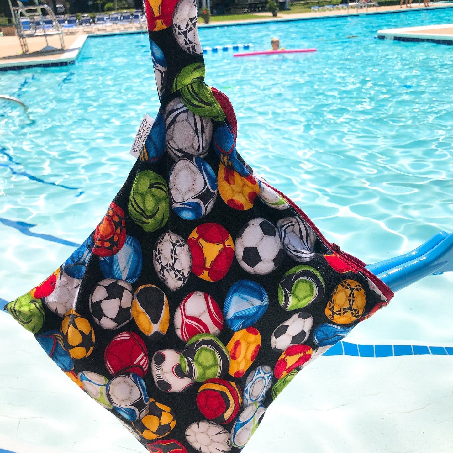 Large Wet Bag with Handle Fish Bubbly